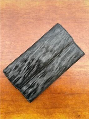 Black Louis Vuitton Epi long wallet